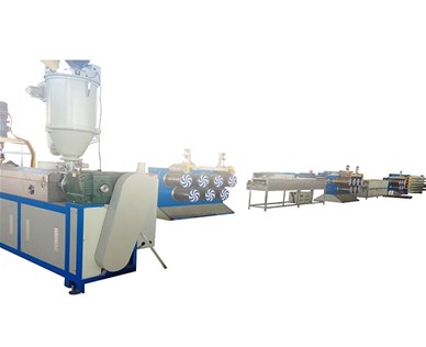 如何调整渔网拉丝机拉伸辊的转速？