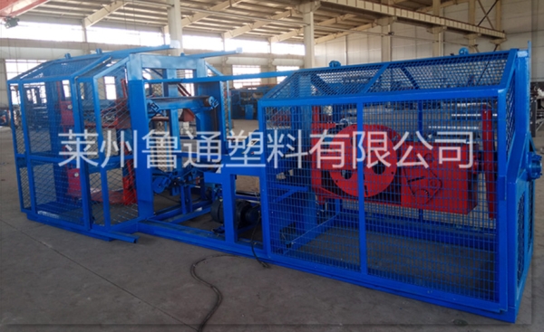 塑料绳，尼龙绳，涤纶绳三股四股制绳机